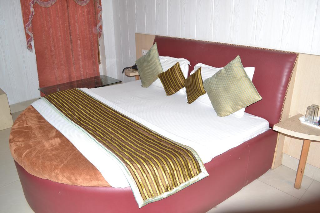 Hotel Atithi International Katra (Jammu and Kashmir) Quarto foto